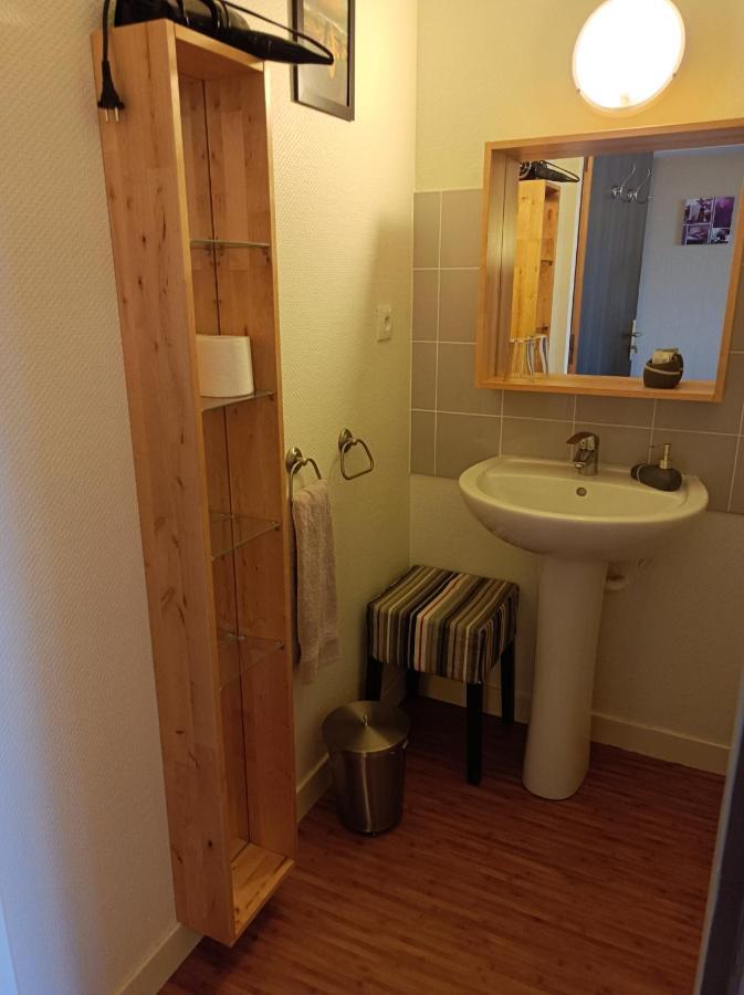 Les Pierres Folles Bed & Breakfast Rozier-en-Donzy Exterior foto