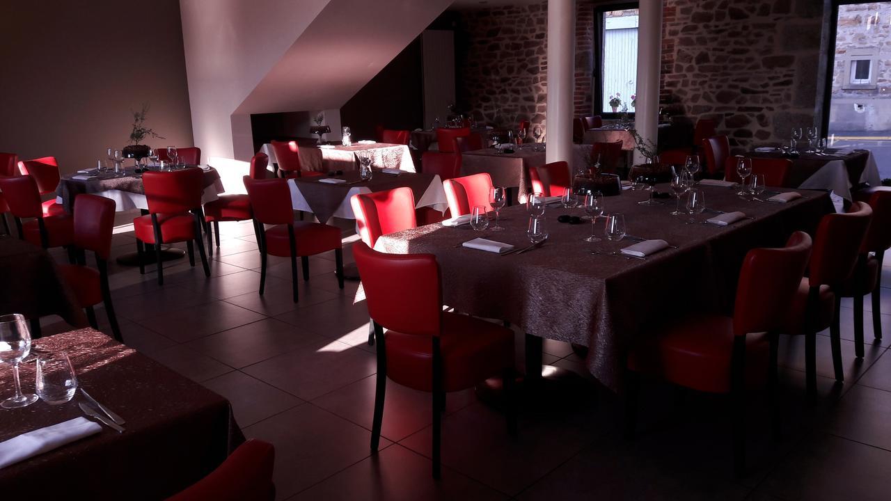 Les Pierres Folles Bed & Breakfast Rozier-en-Donzy Exterior foto